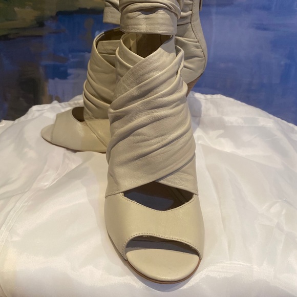 Shoes - Picture 2 of 2